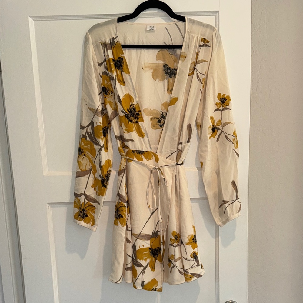 Wilfred/Aritzia Floral Wrap Dress with Yellow and Cream Florals